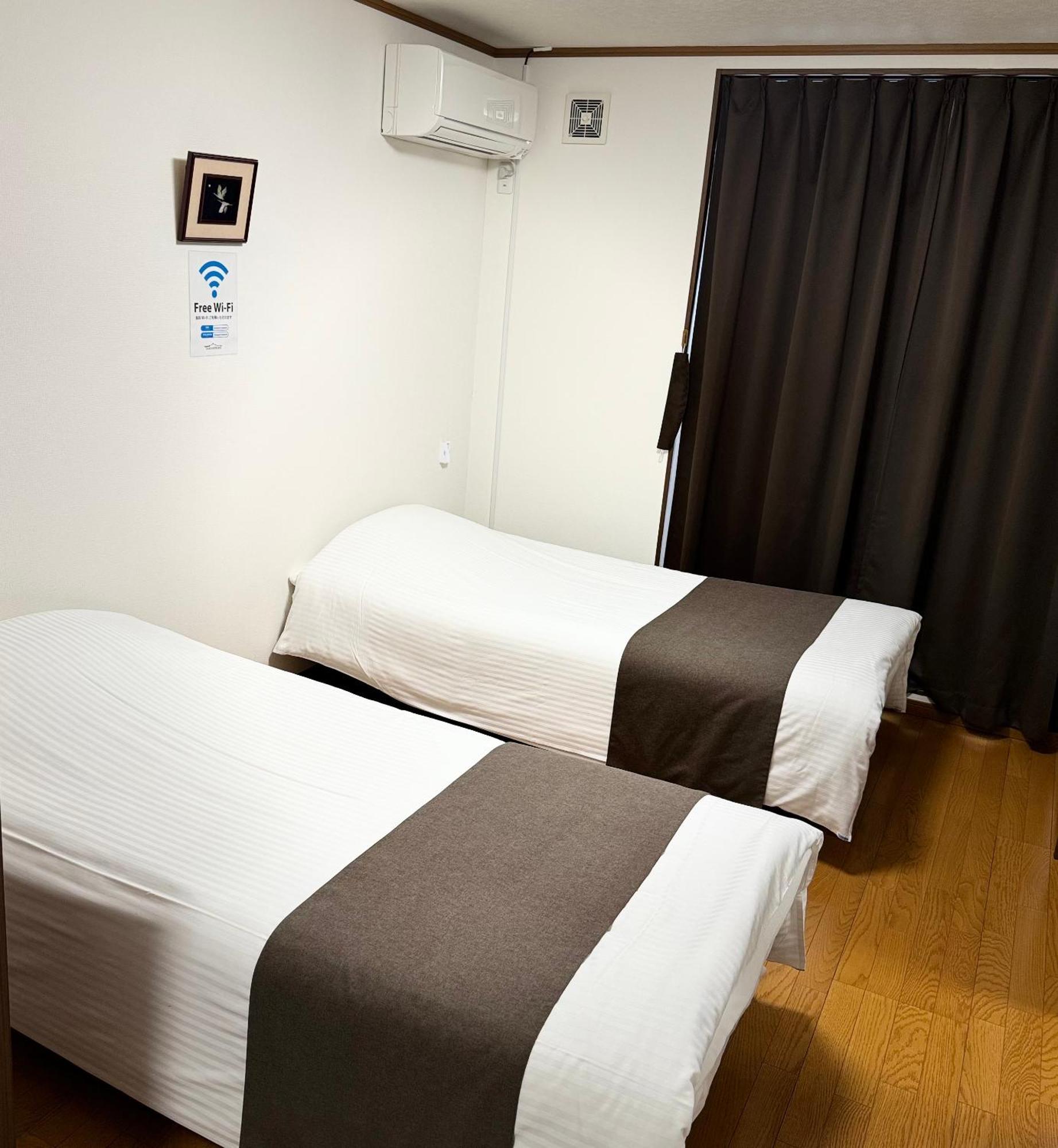 Thanyaporn Hotel Takayama  Eksteriør billede